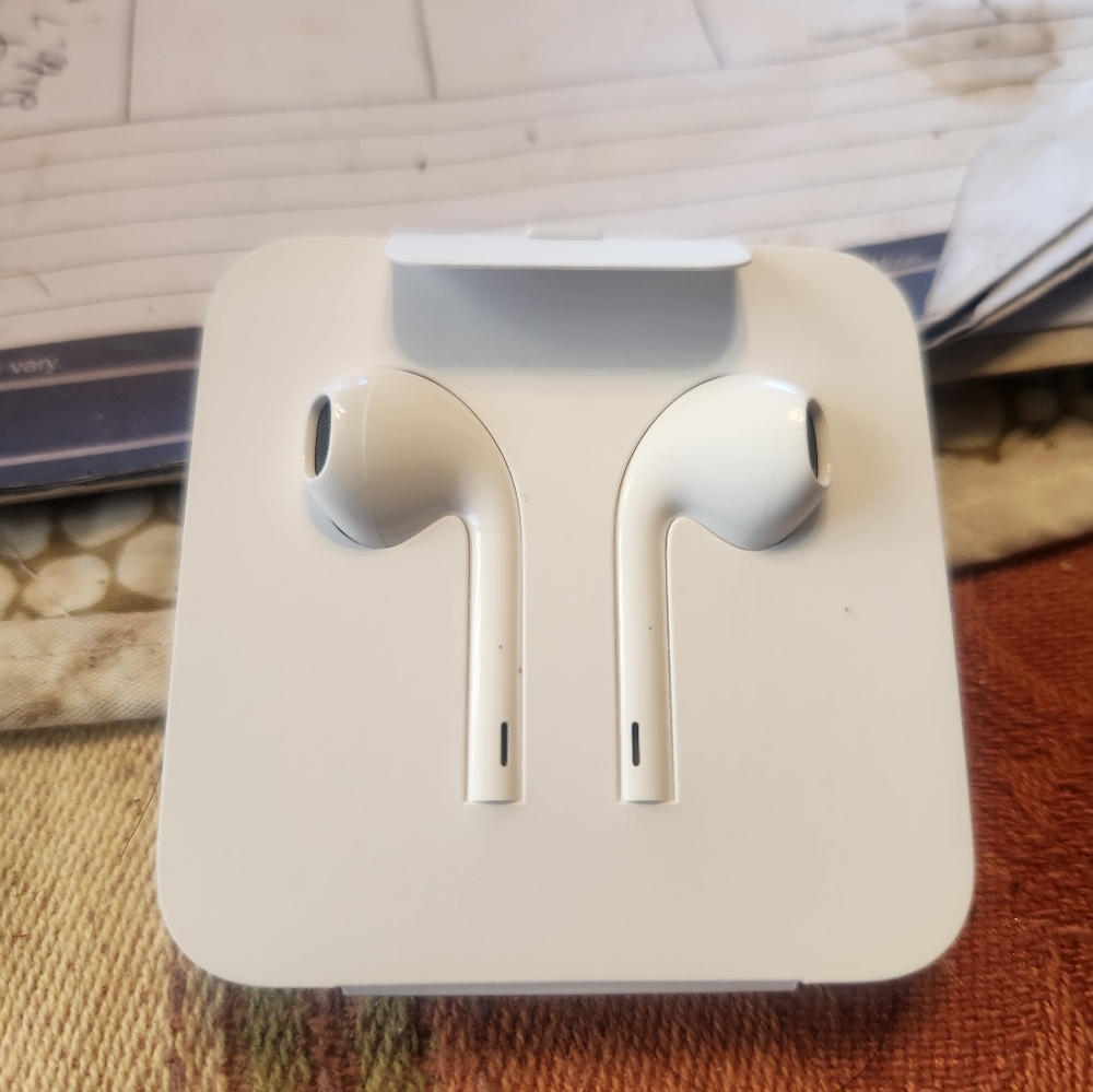 Apple White EarPods